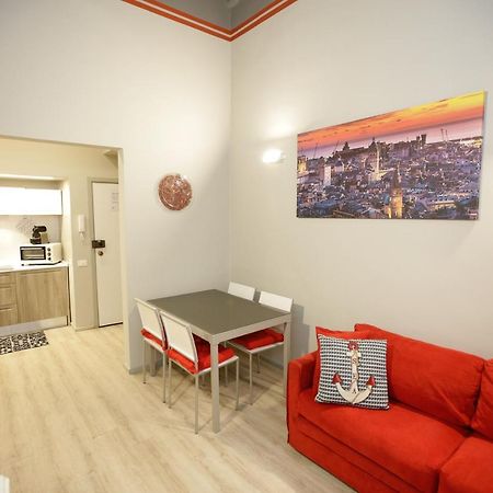 Apartmán La Casa Di Enry Janov Exteriér fotografie