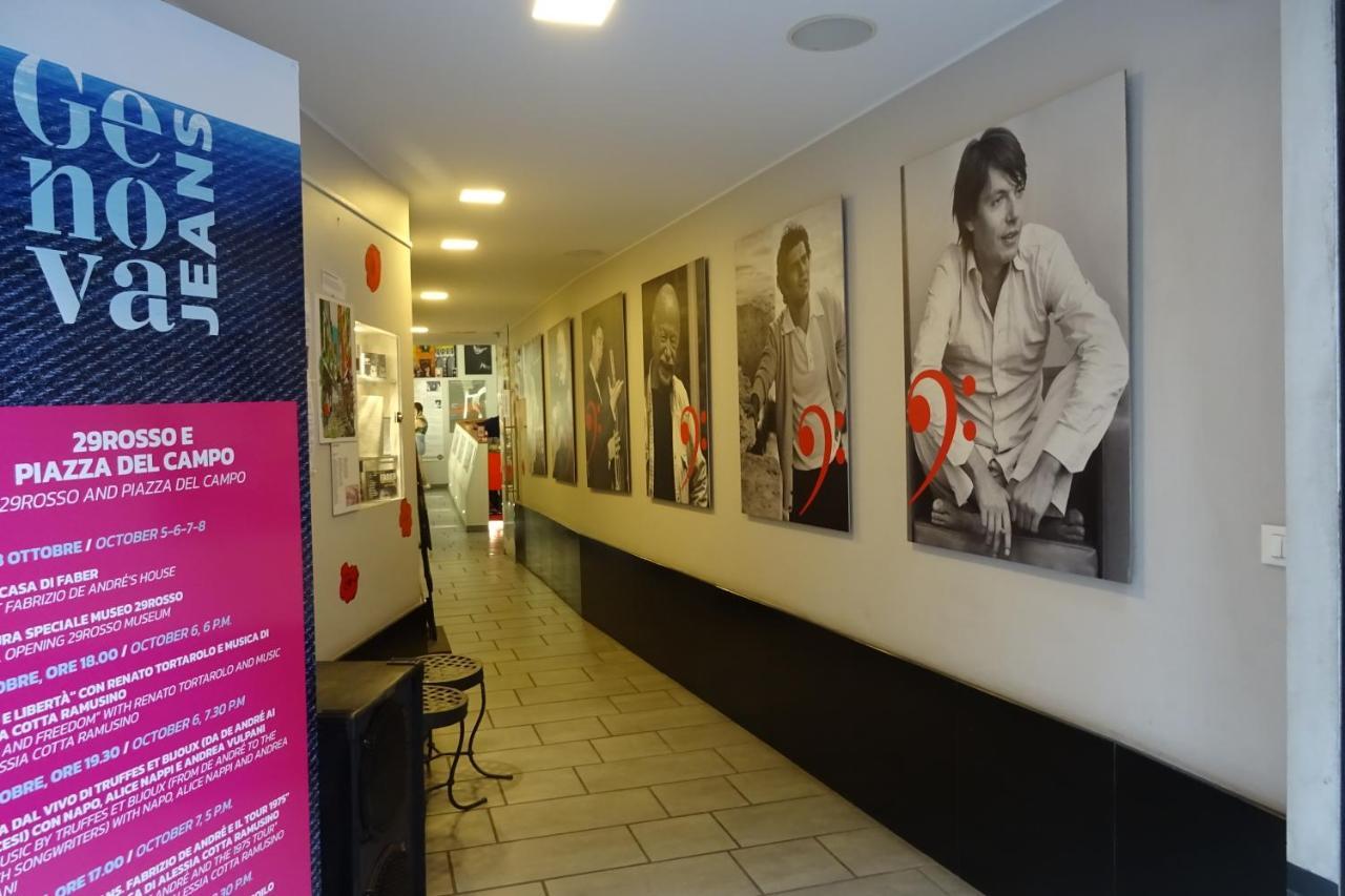 Apartmán La Casa Di Enry Janov Exteriér fotografie